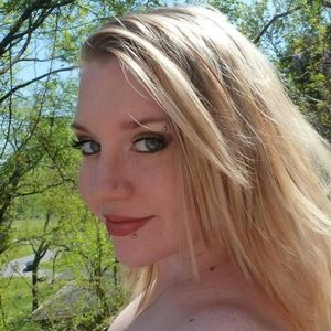 Meet your Posher, Brittney